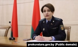 Алена Плышэўская, маці Кірыла, на сустрэчы са школьнікамі з клясы «Юны пракурор» у лютым 2025 года