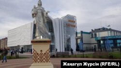 Ақтөбеде жаңадан ашылған "Анаға тағзым" рухани-адамгершілік тәрбие беру орталығы. 21 қыркүйек 2018 жыл.