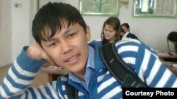 15-летний Дархан Олжагалиев, убитый 4 марта 2009 года в селе Акжар Атырауской области. (Фото из семейного альбома).