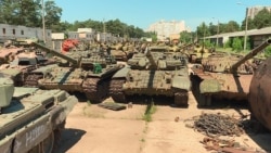 Танки на Киевском бронетанковом заводе, ожидающие ремонта или модернизации
