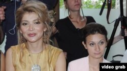 Гульнара Каримова (слева)