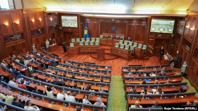 Deputetët kanë tentuar mbi 50 herë që ta konstituojnë Kuvendin, por pa sukses.