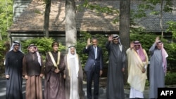 باراک اوباما در کنار سران کشورهای عربی حاضر در نشست کمپ دیوید