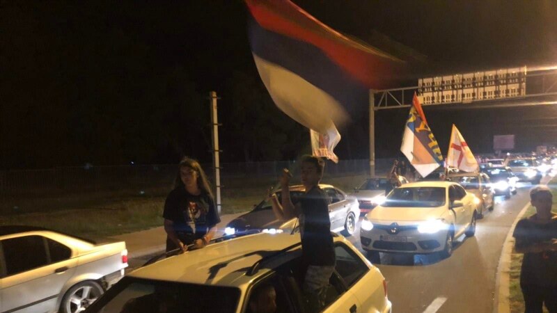 Policija zbog auto litija blokirala prilaze Podgorici
