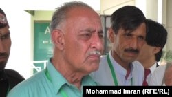 د مشال خان پلار محمد اقبال