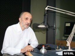 გია ხუხაშვილი