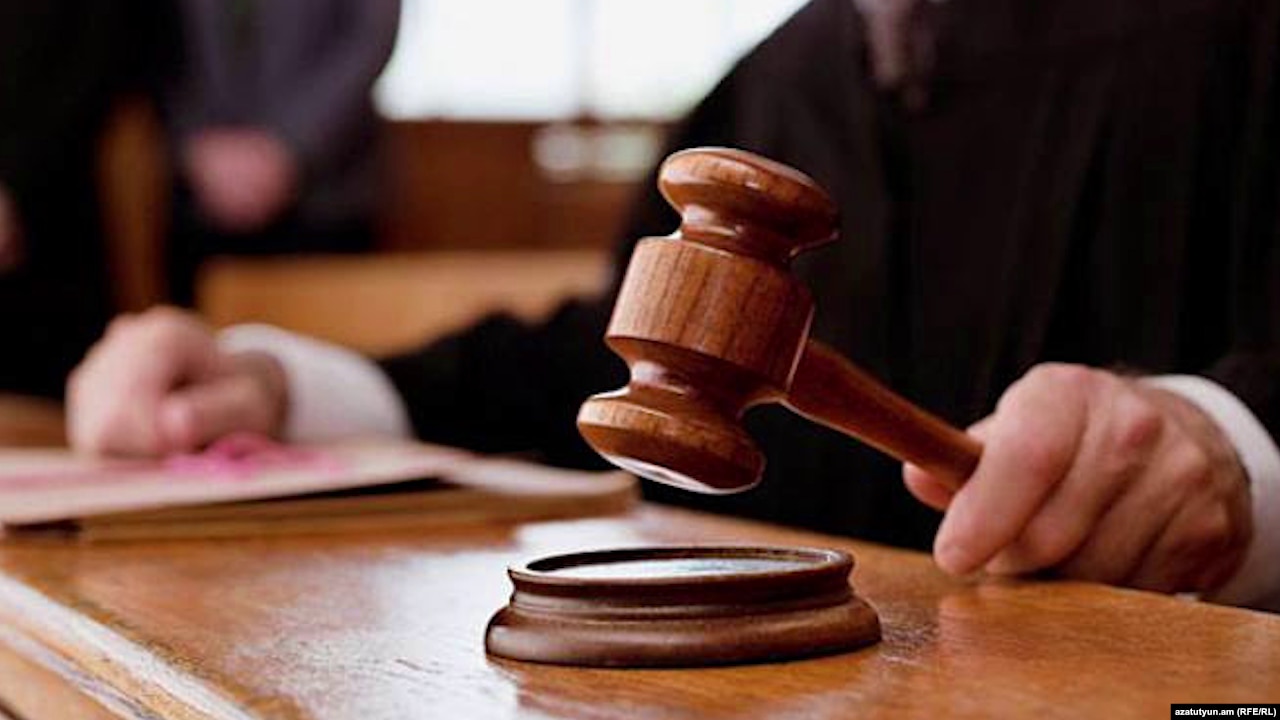 Жителя Новгородской области приговорили к 12 годам колонии за доведение до попытки суицида школьницы из Уфы