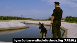Канал Северский Донец – Донбасс, построенный в конце пятидесятых годов, обеспечивал 80% потребности обеспечения водой Мариуполя
