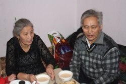 Супруги Муратхан Айдарханулы и Заги Курманбайкызы, переехавшие в Казахстан из Китая. 4 декабря 2019 года.