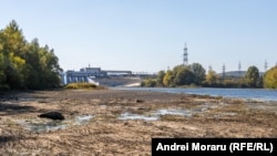 Râul Nistru la centrala de la Novodnestrovsk, văzut dinspre Naslavcea, pe 4 octombrie 2026.