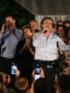 Kryetari i Lëvizjes Vetëvendosje, Albin Kurti, njëherësh kryeministër në detyrë, duke iu drejtuar mbështetësve në Prishtinë, pasi shpalli fitoren në zgjedhjet e 7 qershorit.