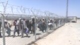 Avganistanci preplavili granicu s Pakistanom u begu od talibana