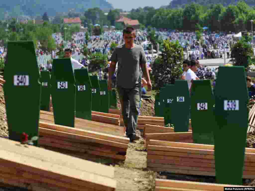 Srebrenica, 11.07.2011. Foto: RSE / Midhat Poturović 