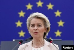 Przewodnicząca Komisji Europejskiej Ursula von der Leyen (zdjęcie pliku)