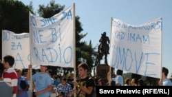 Protest studenata ispred crnogorskog parlamenta, oktobar 2011.