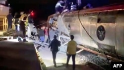 Cкріншот, створених користувачем UGC, опублікованих у соціальних мережах та перевірених командами AFPTV у Мадриді, показує працівників екстрених служб, які працюють після залізничної аварії в Адамусі, на півдні Іспанії, 18 січня 2026 року