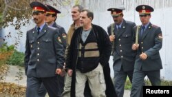 Руденко ва Садовничий қабл аз раҳоӣ