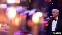 دونالد ترامپ، رئیس‌جمهوری ایالات متحده، در مراسم سال نو