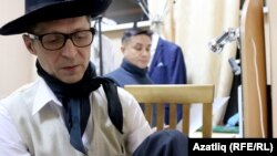 Илтөзәр Мөхәммәтгалиев кичәсе. Камалның сәхнә арты