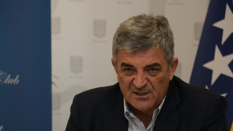 Kandidat SDA Nedžad Ajnadžić nakon poraza podnio ostavku