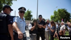 Один из восьми турецких военнослужащих, перелетевших в Грецию на вертолете после неудачной попытки военного переворота