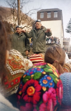 UNPROFOR Commander Morillon appeals for calm as he attempts to leave Srebrenica.