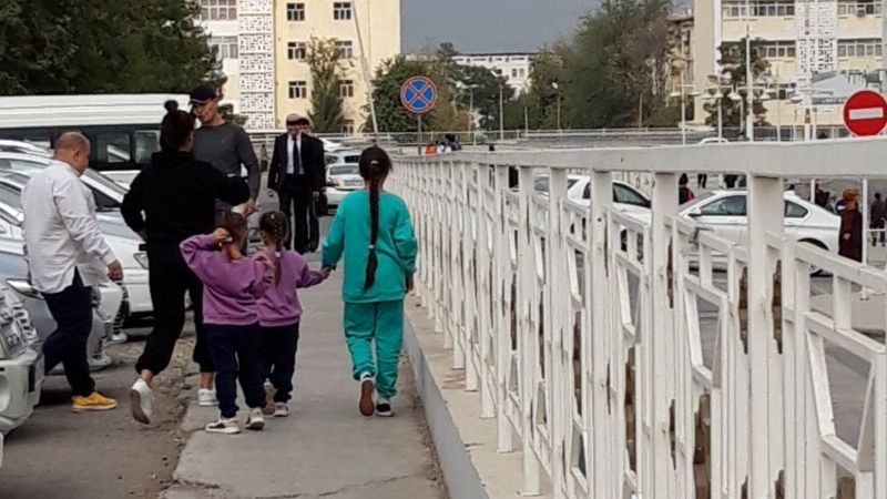 Türkmenistan çagalara zorluk görkezmekde öňe saýlandy - UNICEF