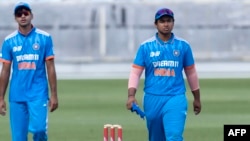 د هند تر ۱۹ کلونو د کم عمر لوبغاړو کرکټ لوبډلې پاکستان ته هم ماتې ورکړې وه - د فبرورۍ لومړۍ نېټې انځور 