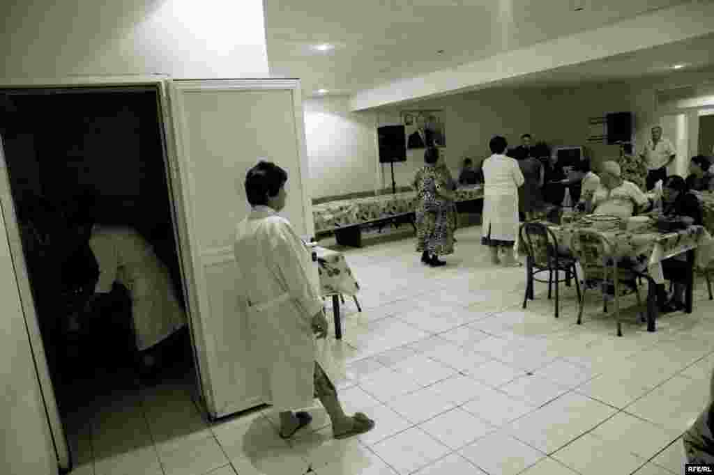 "Qocalar evi" - sonuncu dayanacaq #7