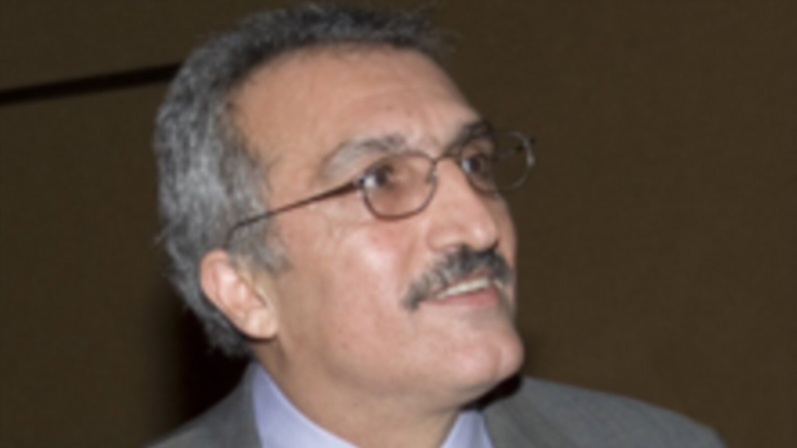 «سياست درست اوباما مسائل ايران را حل مى كند»