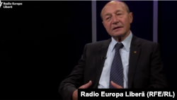 Traian Băsescu în studioul Europei Libere de la Chișinău 