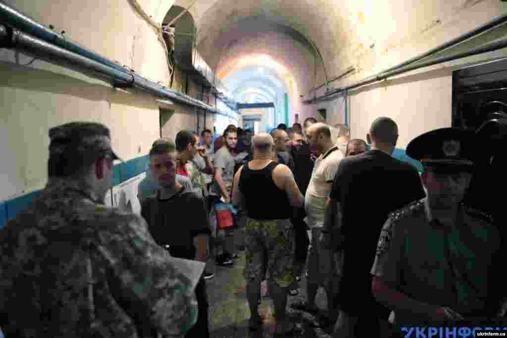 На території Лук’янівського СІЗО у Києві також голосують