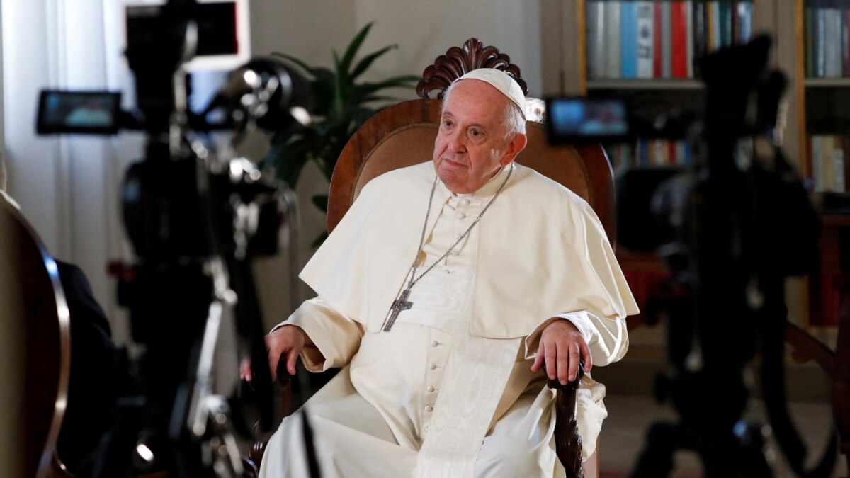 Москва відреагувала на слова папи Франциска про жорстокість «чеченців, бурятів» у війні проти України