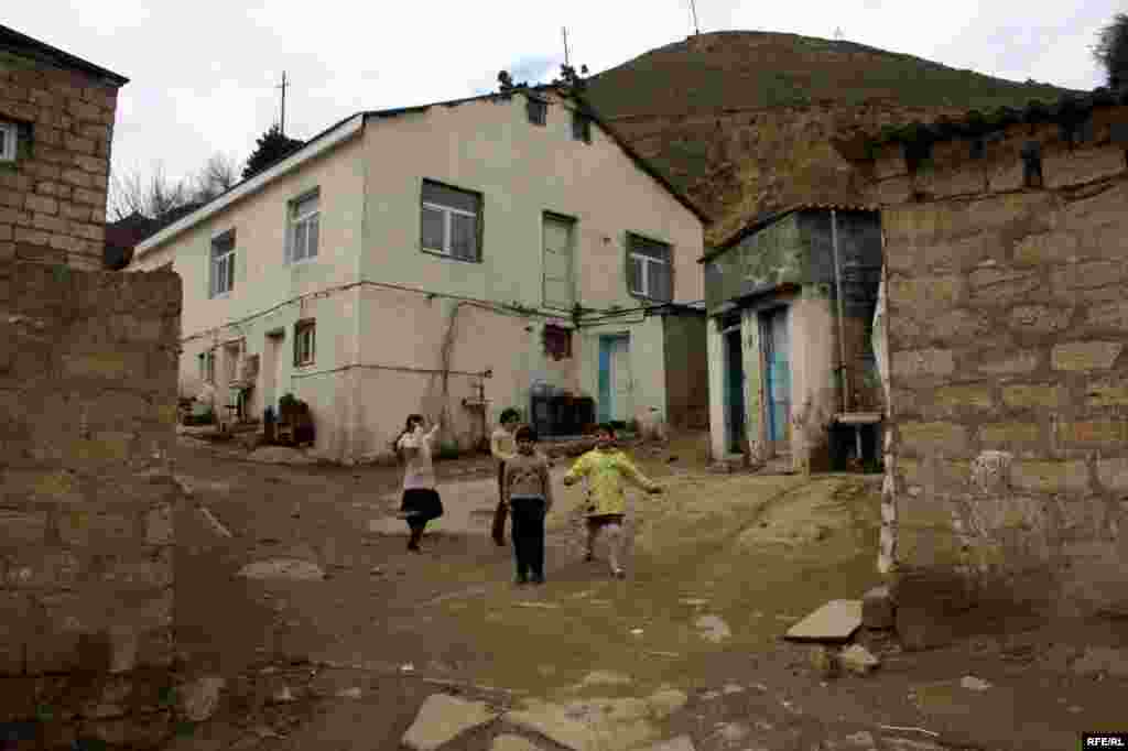 Bayılda Zəngilan məktəbi #20