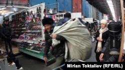 According to the author, a Kyrgyz bazaar is a well organized economic territory where no form of anarchy is possible.