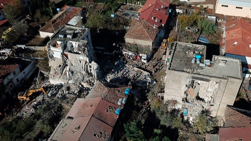 د البانیا زلزله کې د وژل شویو کسانو شمېر۲۳ ته رسېدلی