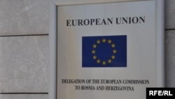 Tabla na ulazu u sjedište Delegacije Evropske komisije u BiH, foto: Midhat Poturović