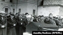 Məhəmməd Əmin Rəsulzadənin dəfni. Türkiyə, Ankara. Fotolara görə Xaliq Bahadıra təşəkkürümüzü bildiririk