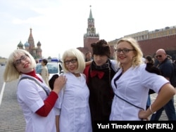 HIV-positive people demonstrate on Red Square in Moscow in an attempt to draw attention to the issue of AIDS in Russia (file photo)