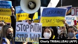 Акция против вторжения России в Украину. Токио, 26 февраля 2022 года. 