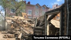 Снос старинного здания в Томске