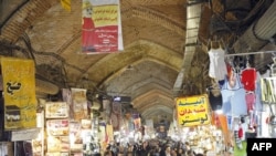 Shoppers at Tehran's Grand Bazaar (file photo)