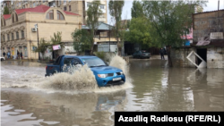 Bakıda yağış