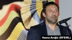 Vlade Divac