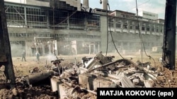 Termoelektrana "Kolubara" u Velikim Crljenima kod Beograda posle NATO bombardovanja, maj 1999.