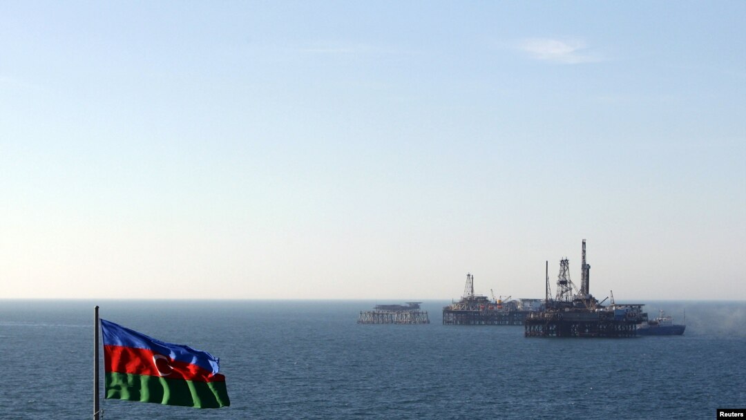 Нефтяная платформа на Каспии