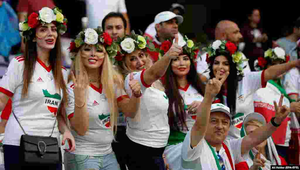 روز دوشنبه تیم ملی در برابر تیم ژاپن قرار گرفت تا شاید به طلسم سال‌های سال پایان دهد و بخت قهرمان شدن در جام ملت‌های آسیا را بیابد. تماشاگران ایرانی هم از روزهای قبل آماده دیدن مسابقه بودند... اما تیم ملی در مرحله نیمه نهایی مقابل تیم ملی ژاپن با نتیجه سه بر صفر شکست خورد و از راهیابی به فینال بازماند.