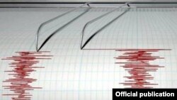 Epicentar je bio na 11 kilometara severozapadno od Irakliona