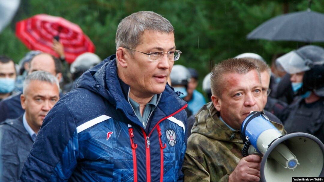 Радий Хәбиров Куштауда шиханны яклаучылар белән очраша, 9 август 2020