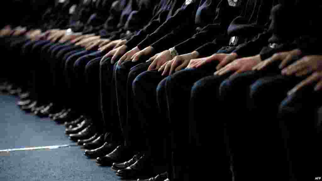 Kosovo - Svečana završna ceremonija novih članova policije u Vučitrnu, 18. januar 2013. Foto: AFP / Armend Nimani 